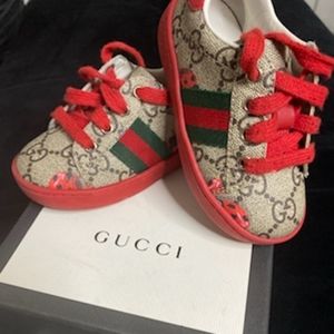 Gucci baby sneakers